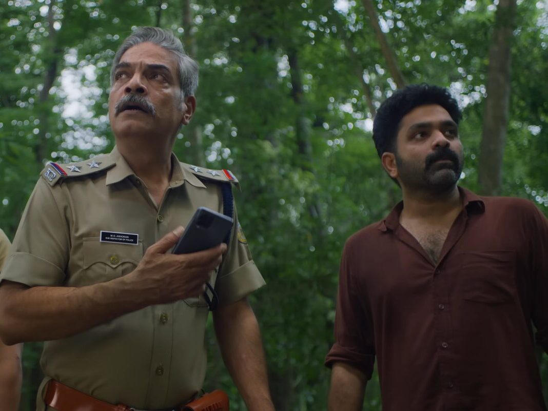 similar movies sambhavam adhyayam onnu